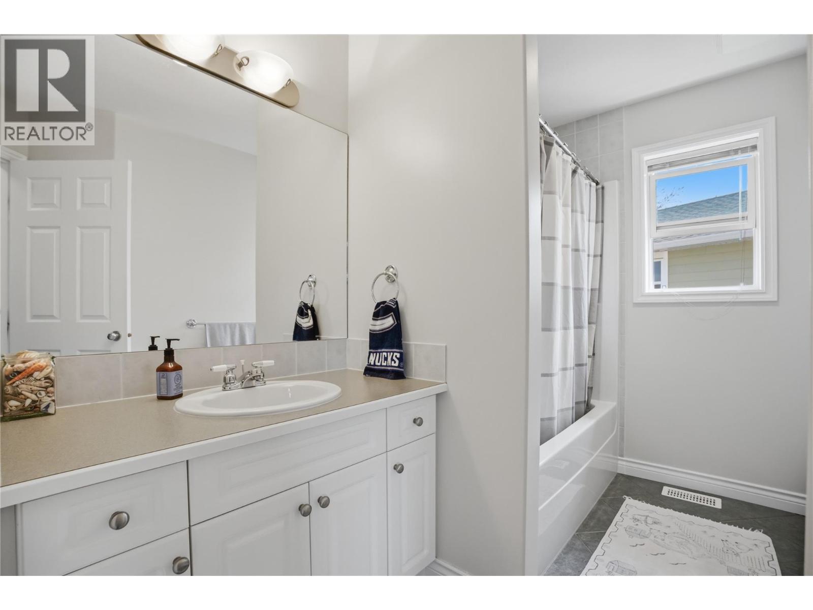 851 Bramble Place - 32