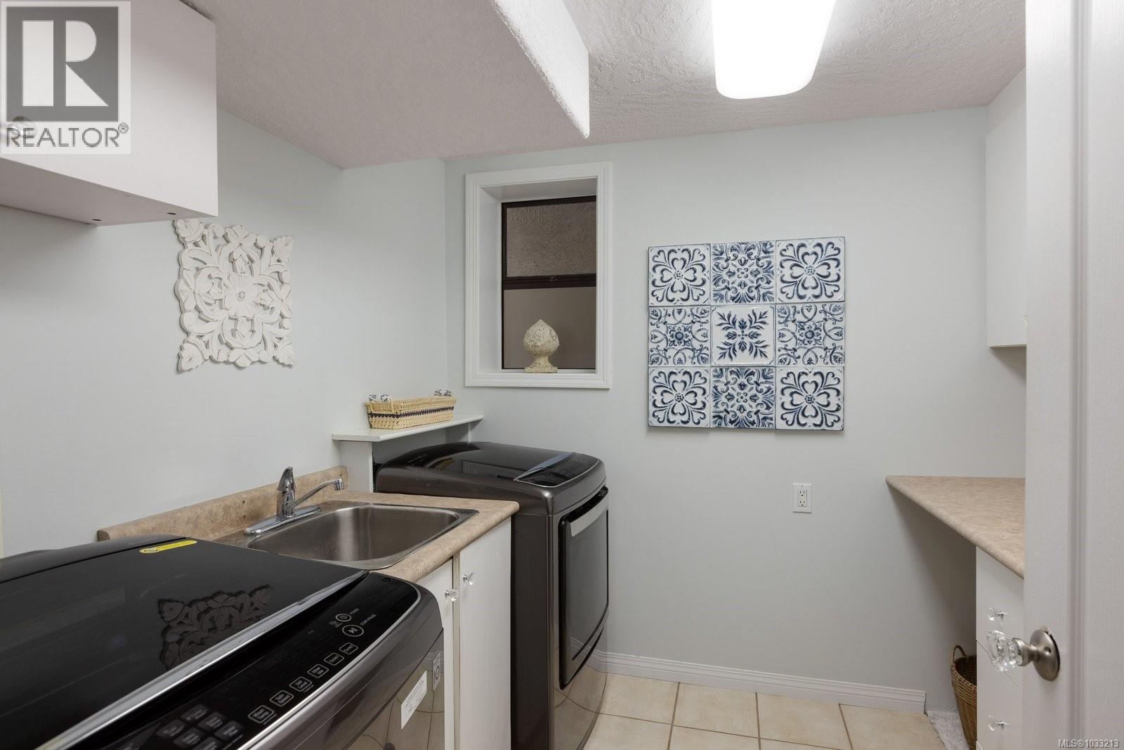  2264 Aldeane Avenue, Colwood