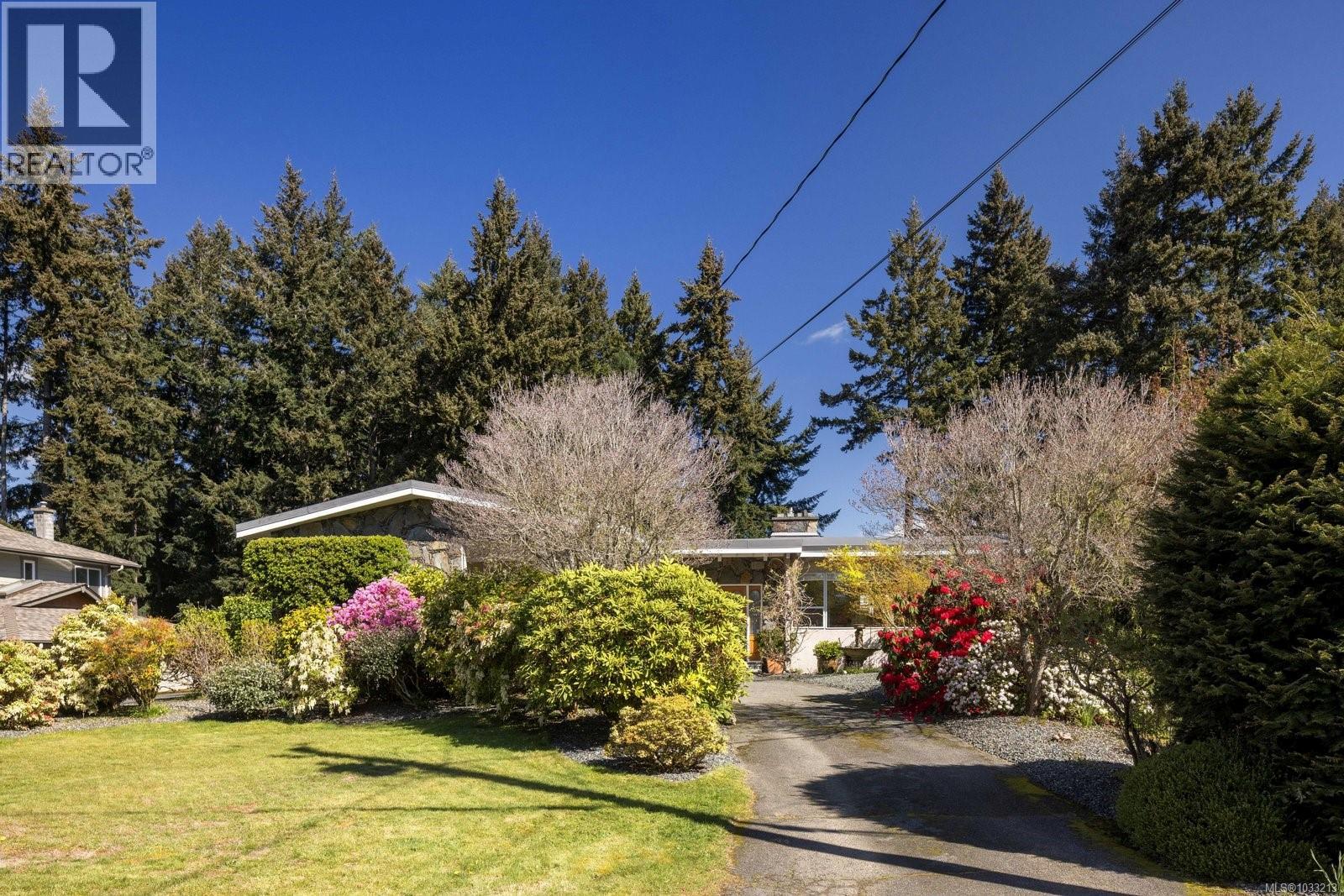  2264 Aldeane Avenue, Colwood