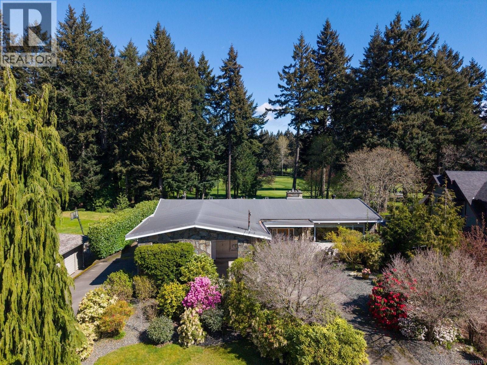  2264 Aldeane Avenue, Colwood