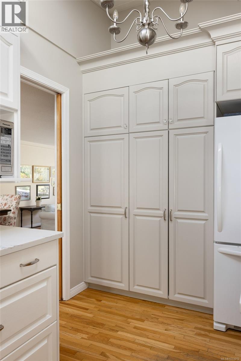  2264 Aldeane Avenue, Colwood