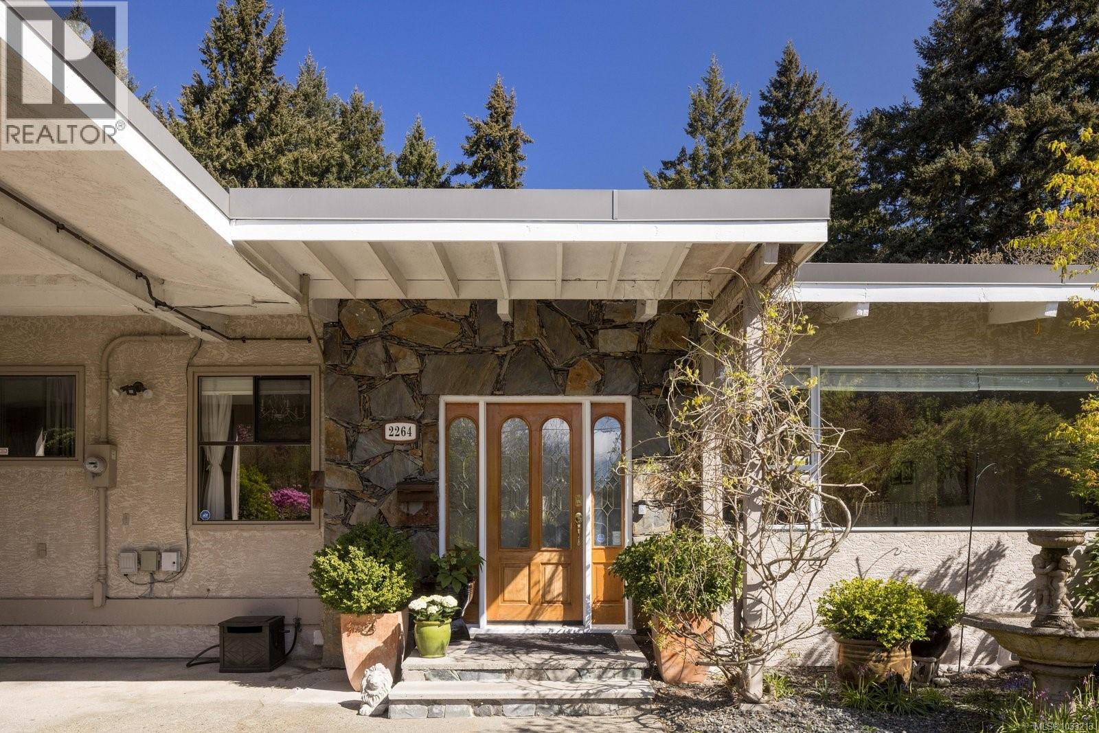  2264 Aldeane Avenue, Colwood