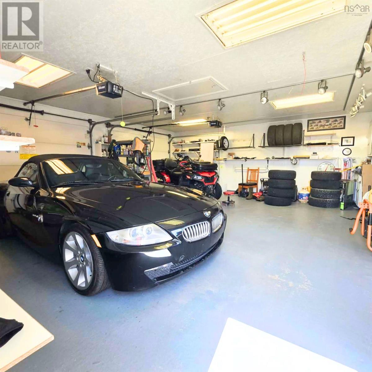 280 Convent Street - photo 3