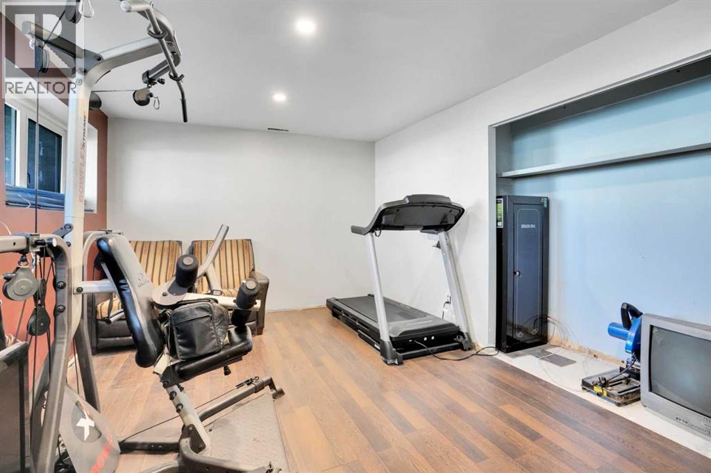 4764 RUNDLEWOOD DRIVE NE - 35