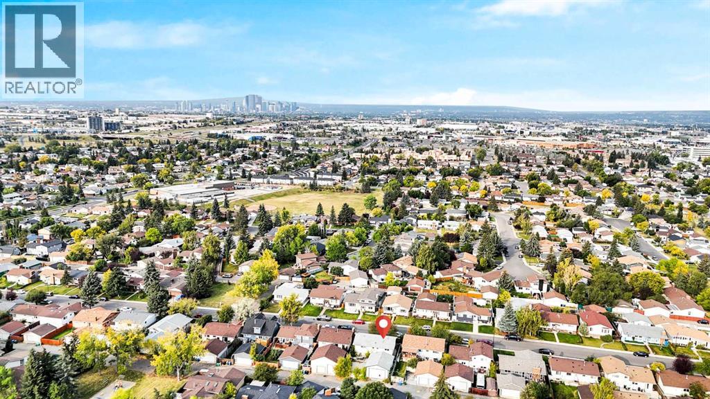 4764 RUNDLEWOOD DRIVE NE - 3