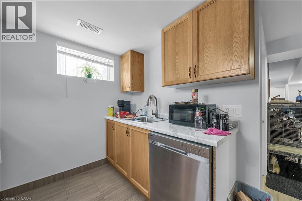 8 SHYNAL AVENUE - 31