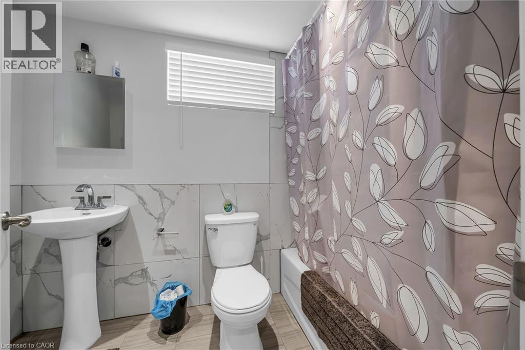 8 SHYNAL AVENUE - 28