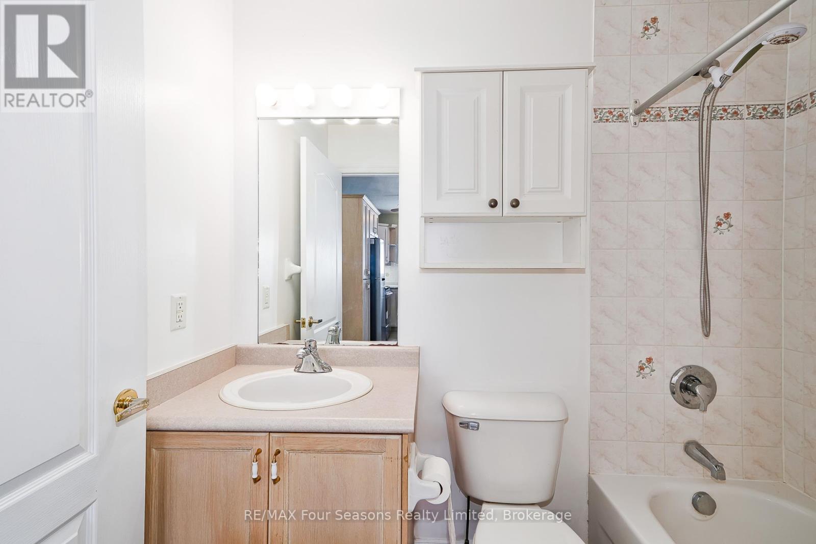 #1 275 HURON STREET - 22