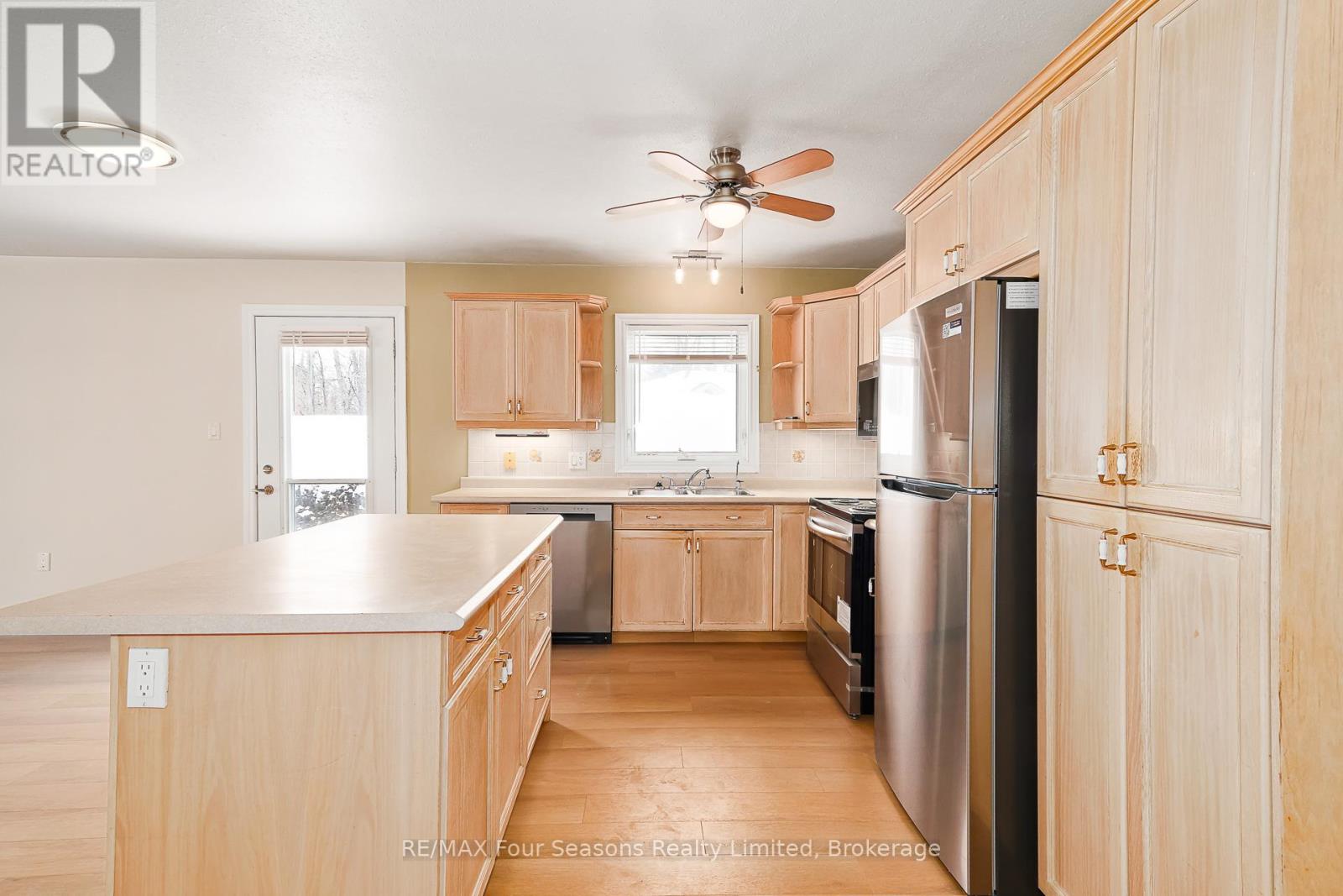 #1 275 HURON STREET - 7