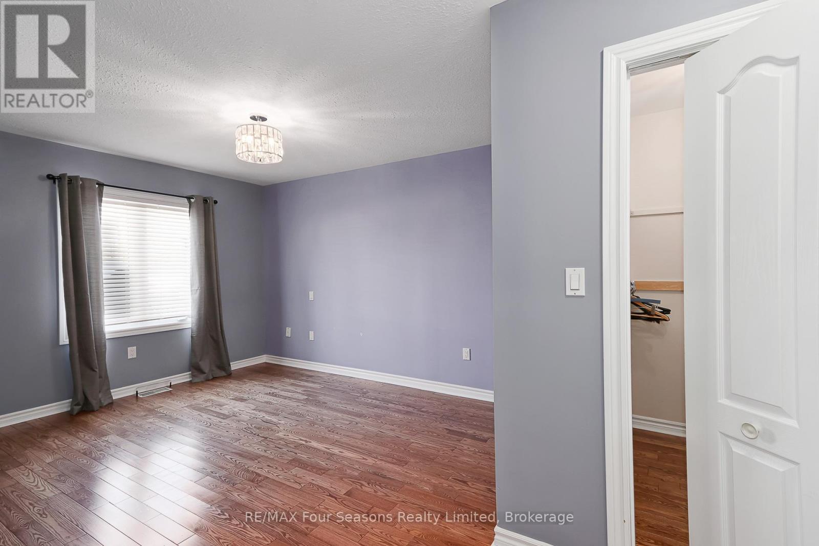 #4 275 HURON STREET - 18