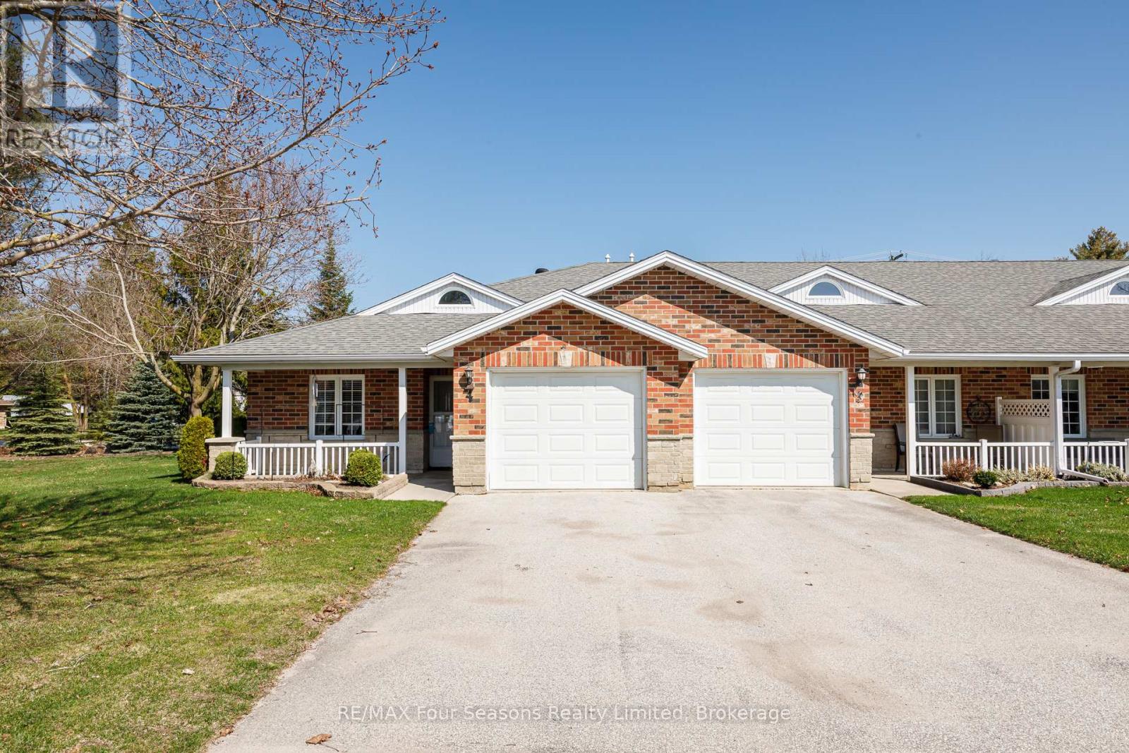 #4 275 HURON STREET - 1