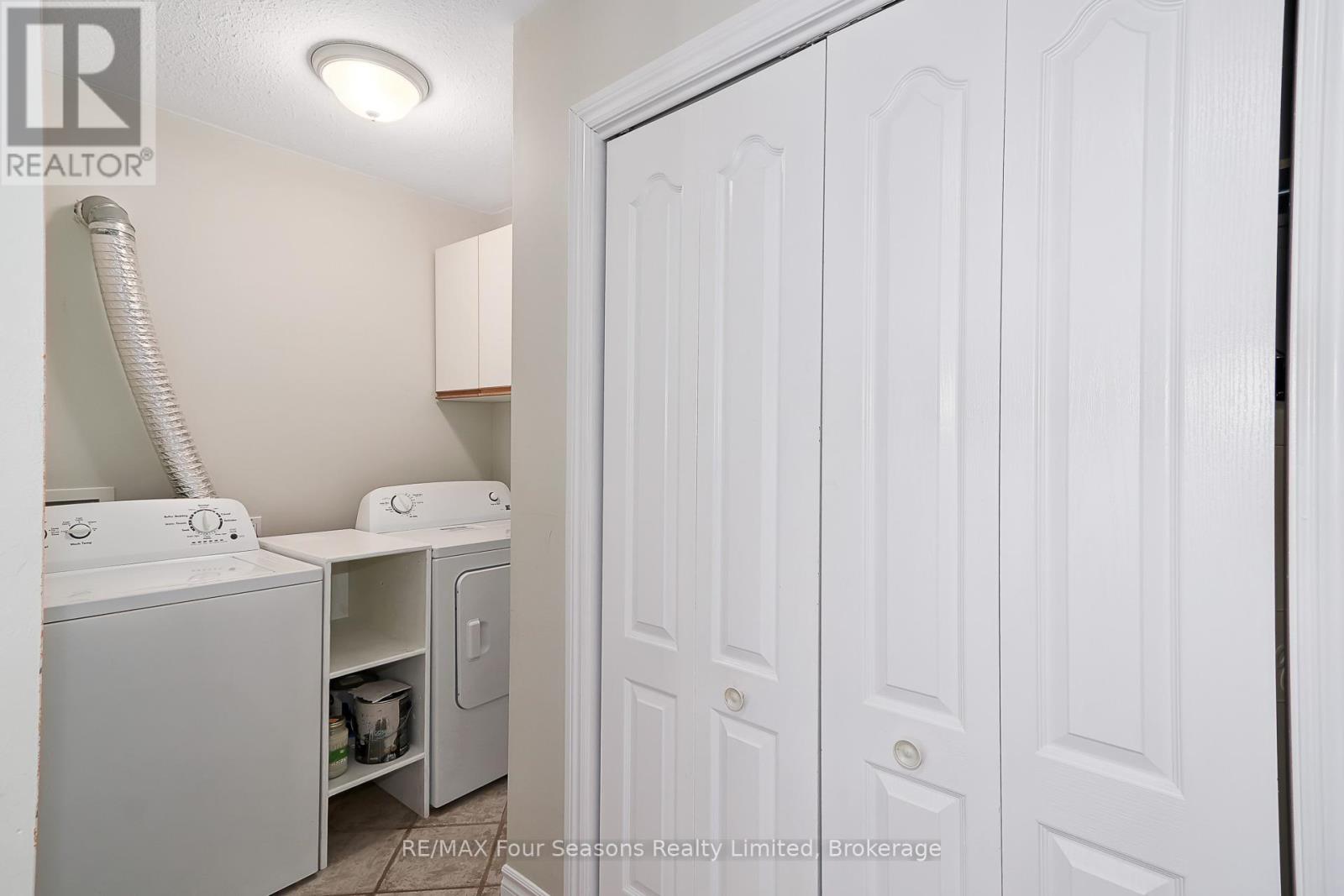 #4 275 HURON STREET - 28