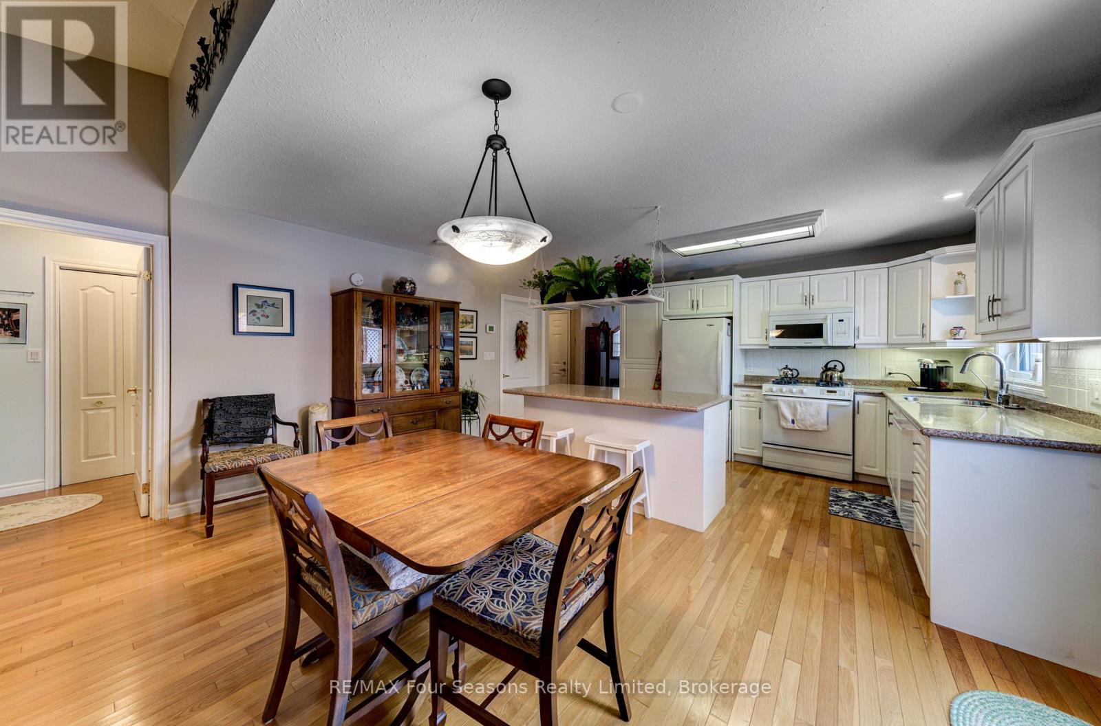 8 - 275 HURON STREET, Clearview (Stayner), Ontario, L0M1S0 — Photo 17