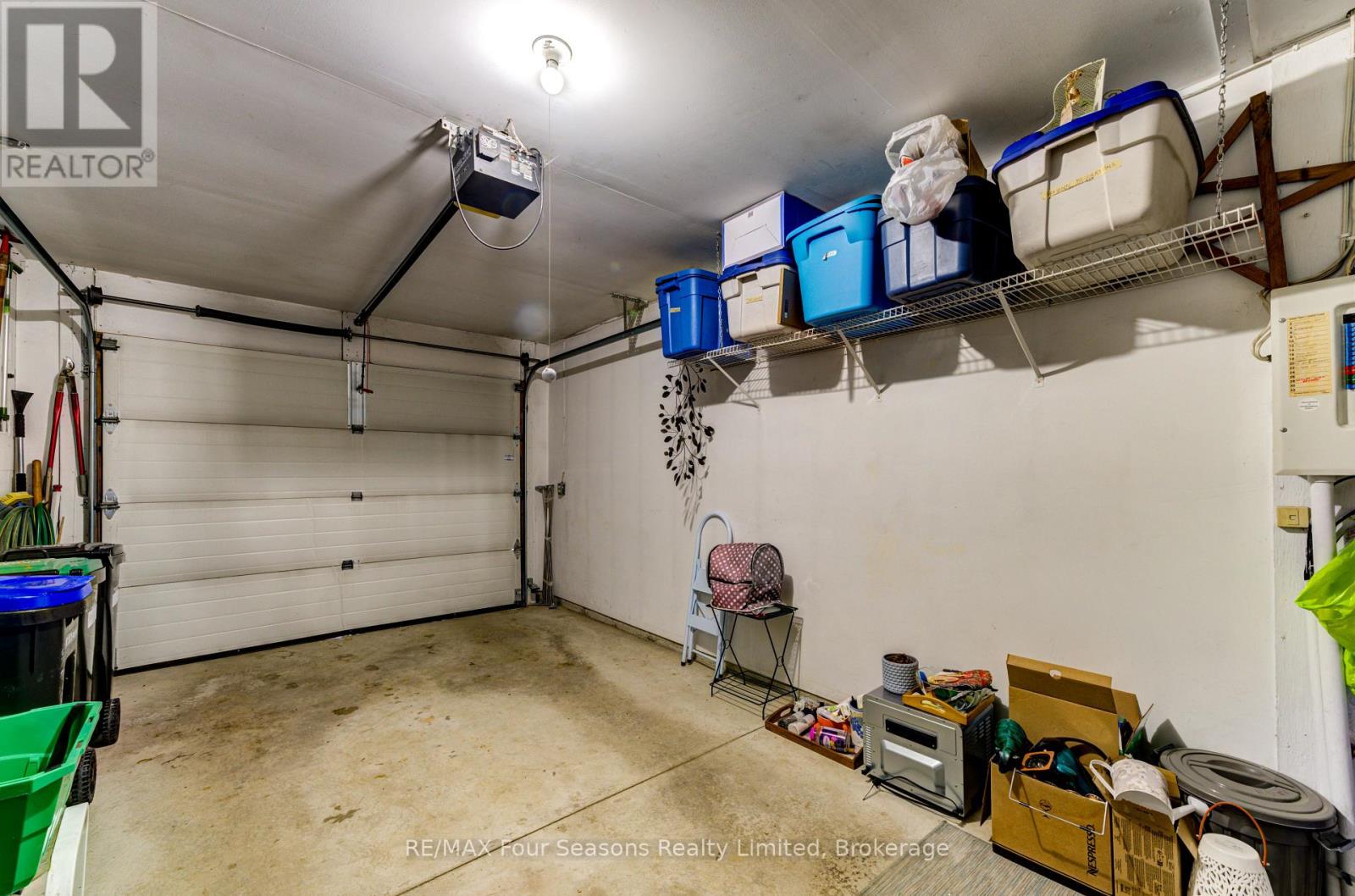 #8 275 HURON STREET - 35
