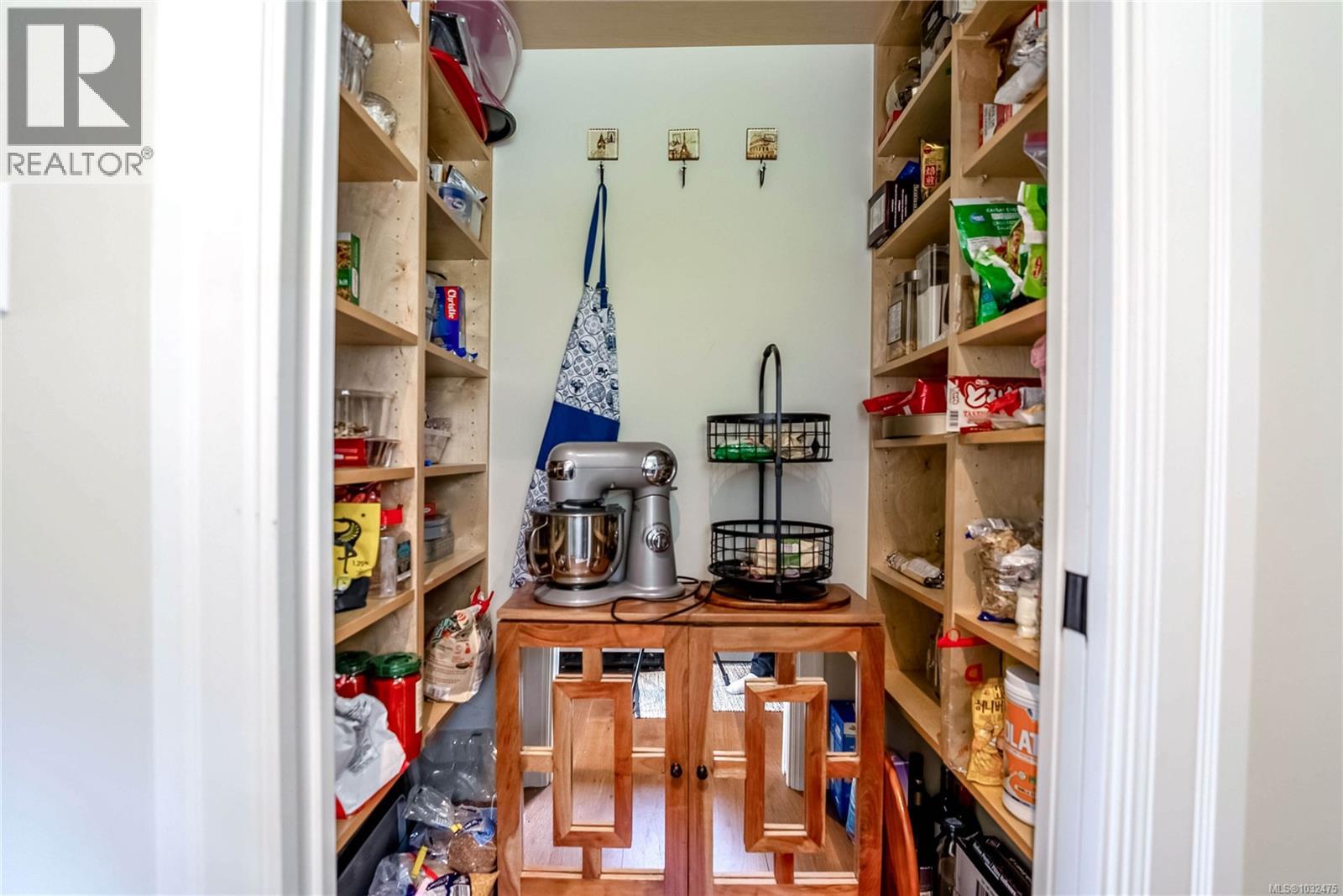  4105 Alberg Lane, Saanich