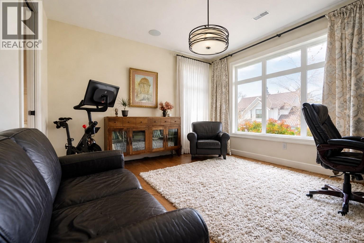  4105 Alberg Lane, Saanich