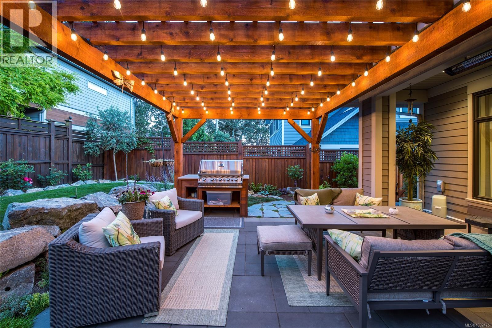  4105 Alberg Lane, Saanich