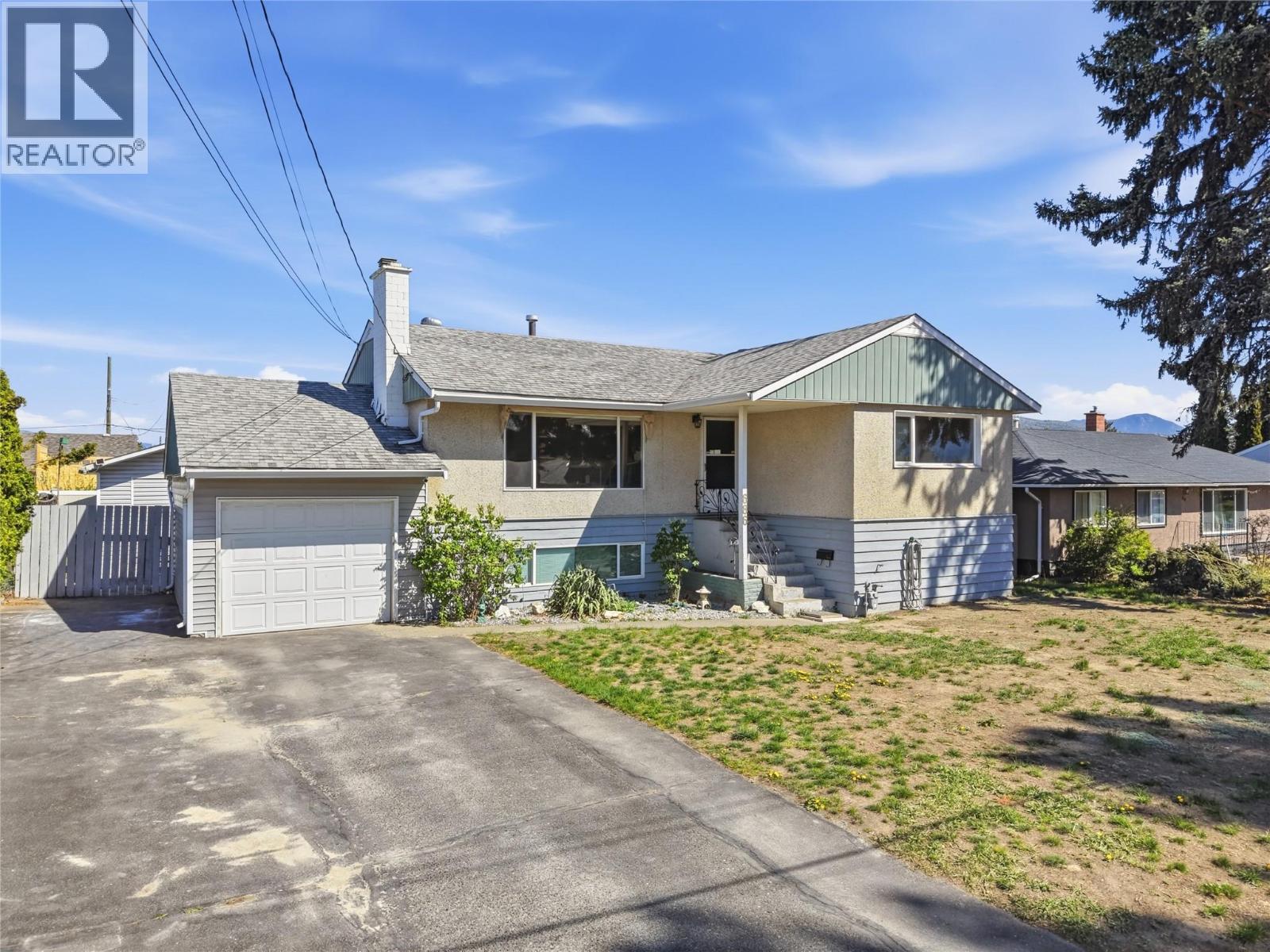 686 Brandon Avenue - Image 2