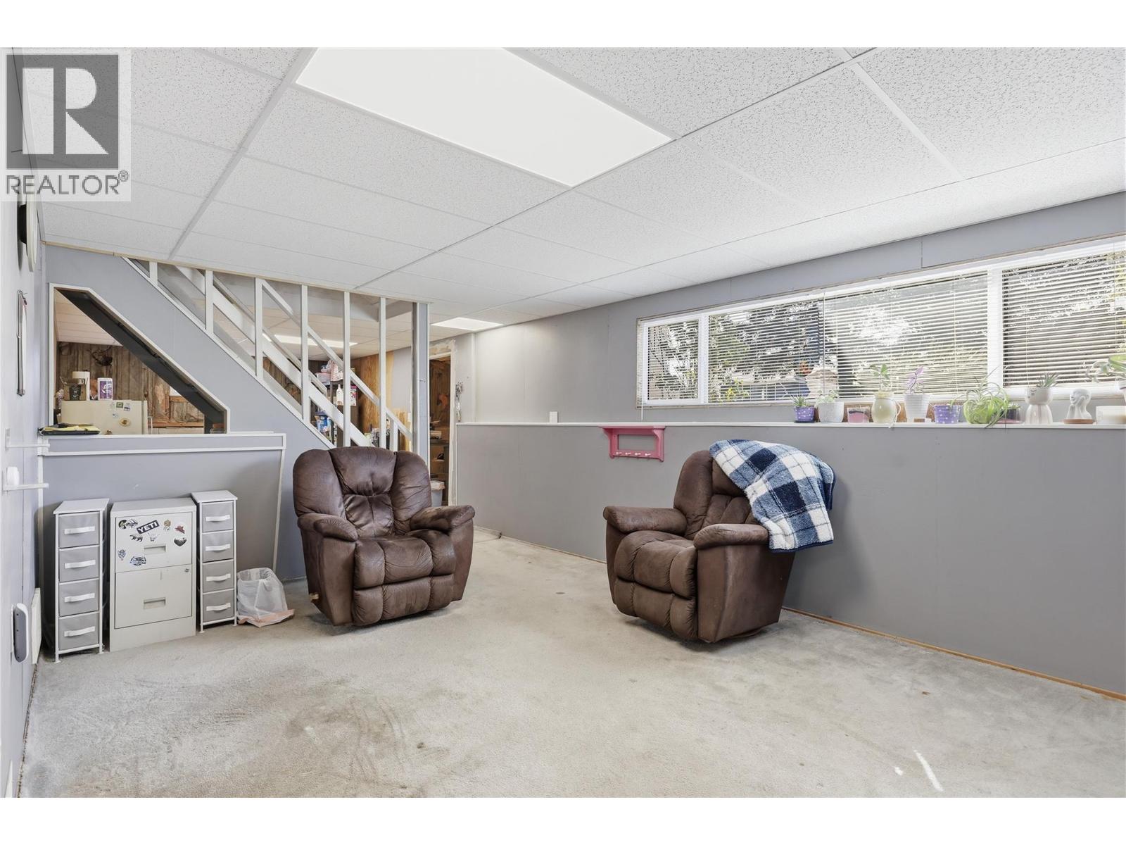 686 Brandon Avenue - 22