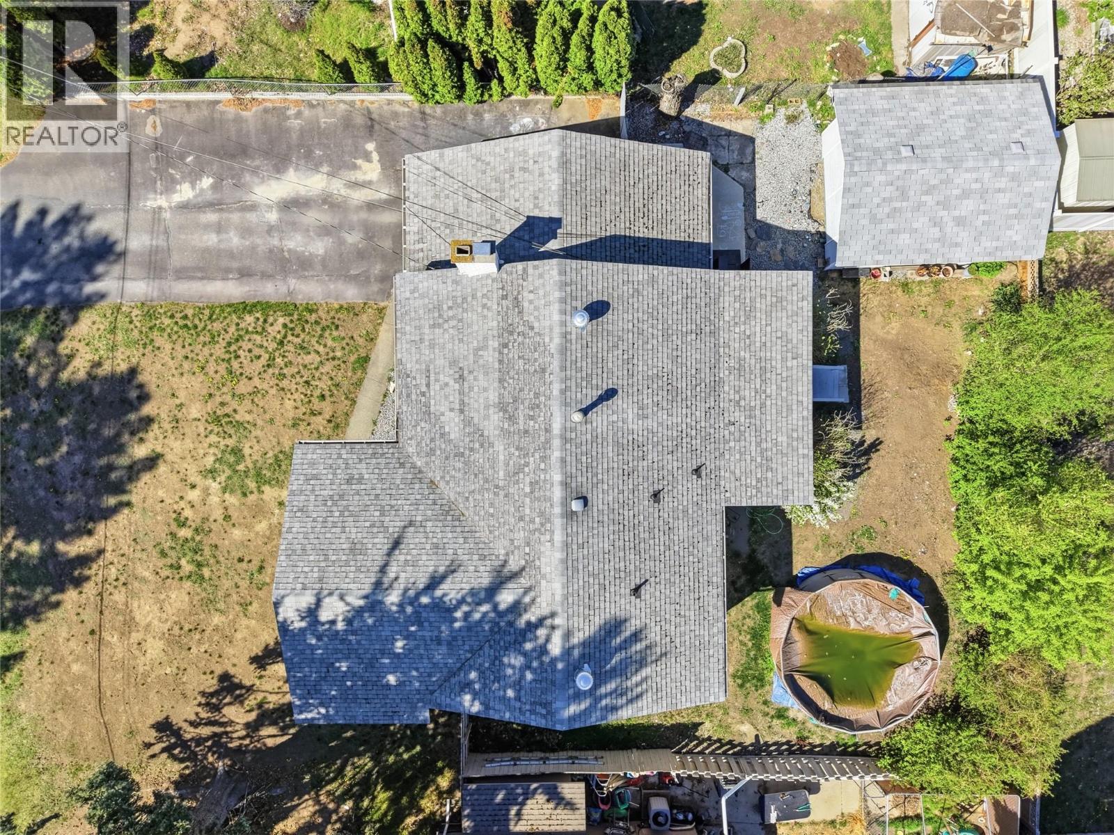 686 Brandon Avenue - 37