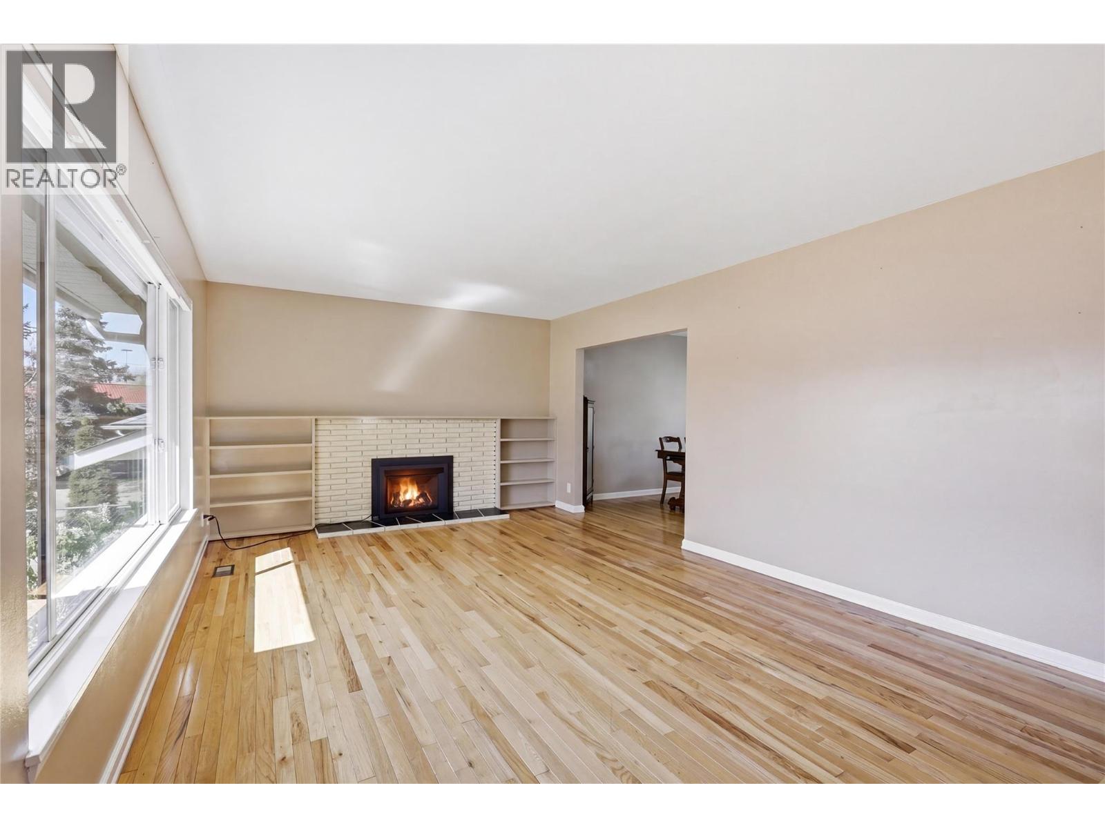 686 Brandon Avenue - 4