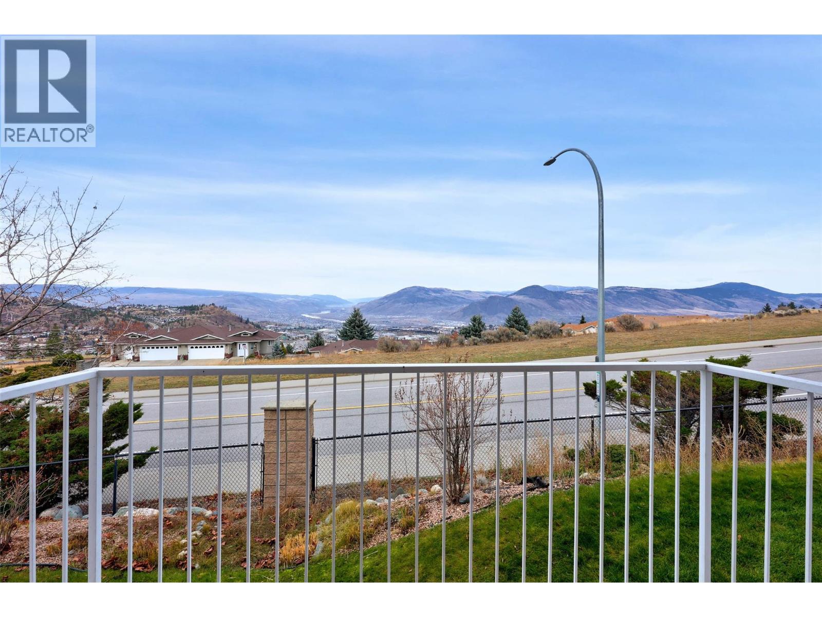 #6 2022 Pacific Way - 15