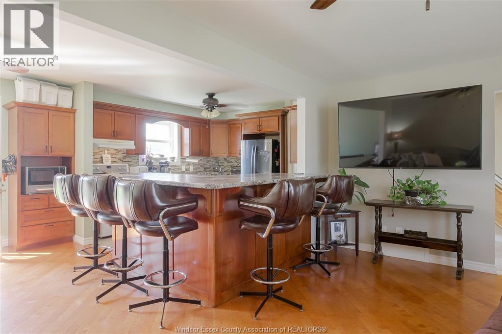 325 MCCURDY, Amherstburg, Ontario, N9V3B8 — Photo 8