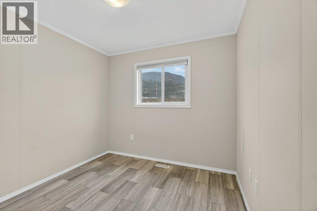 235 Aylmer Road Unit# 26 Lot# 26, Chase