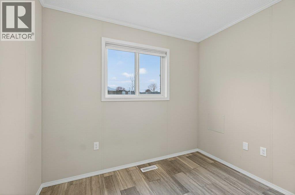 235 Aylmer Road Unit# 26 Lot# 26, Chase