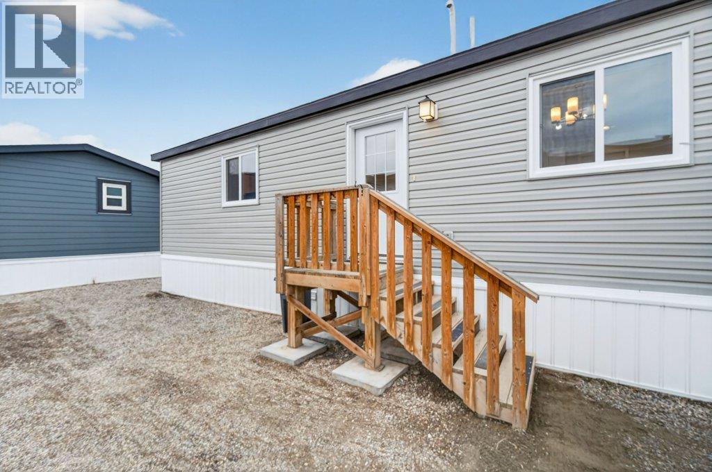 235 Aylmer Road Unit# 26 Lot# 26, Chase