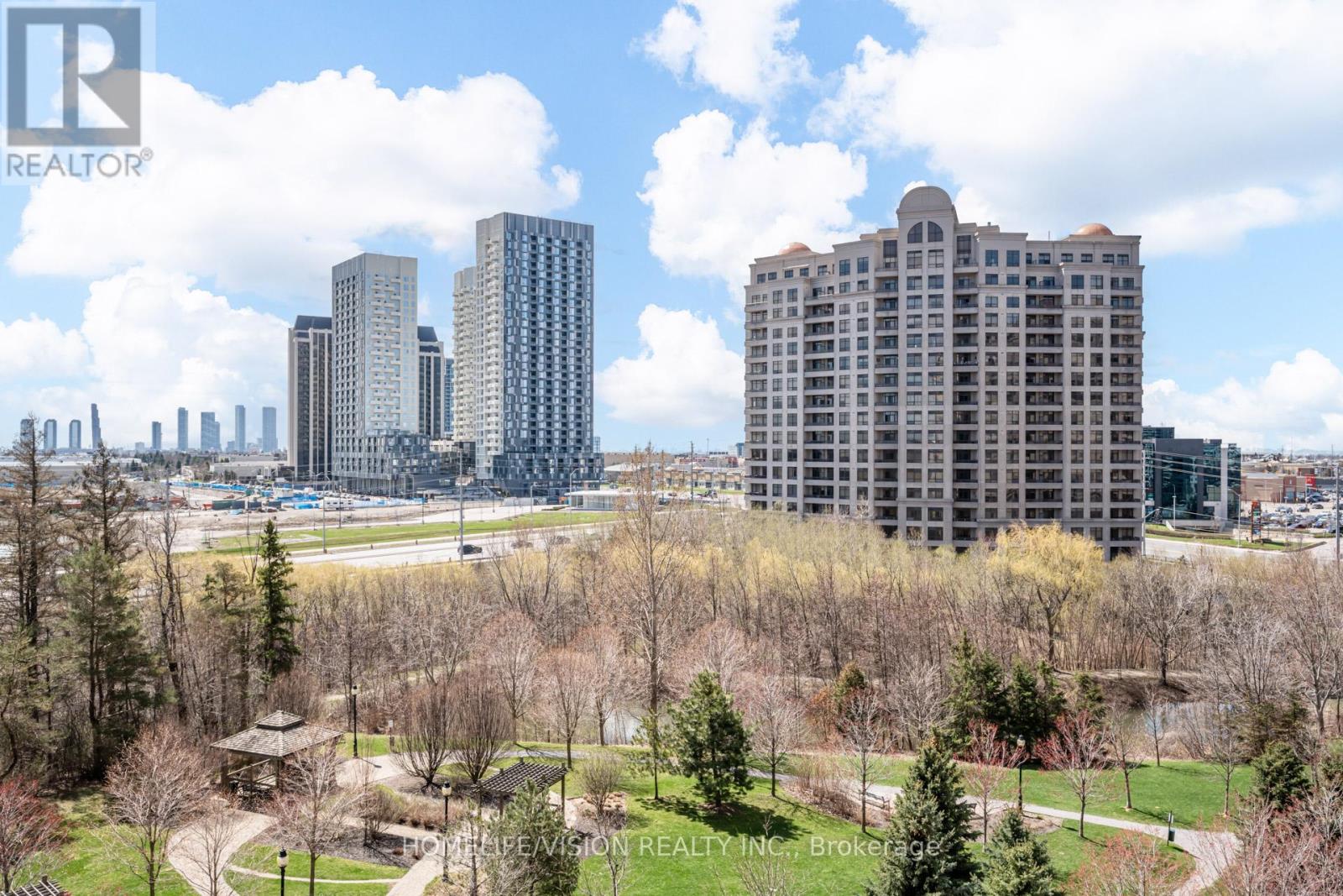 #615 9255 JANE STREET - 35