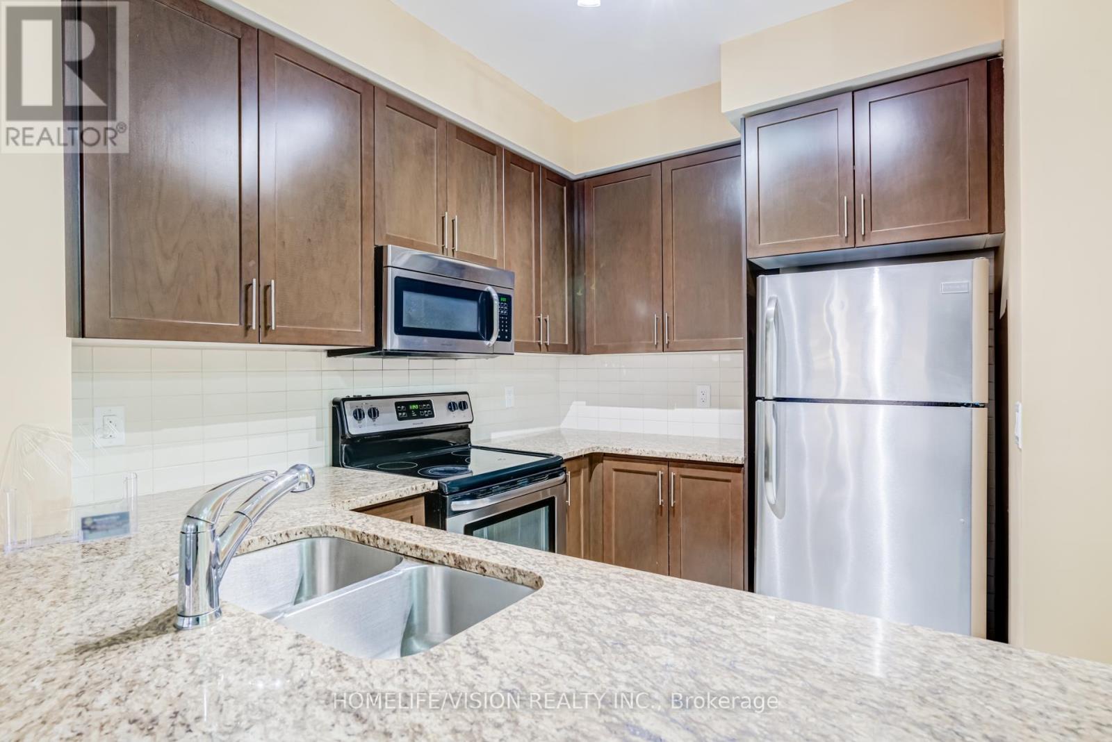 615 - 9255 JANE STREET — photo 18