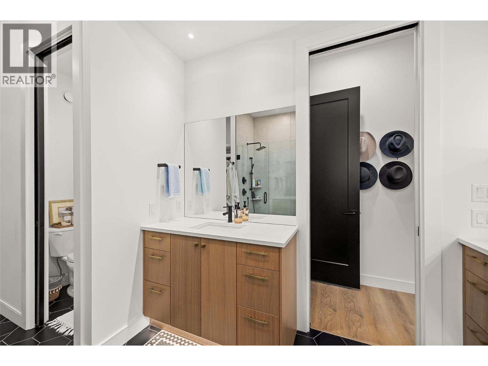  415 Hawk Hill Drive, Kelowna