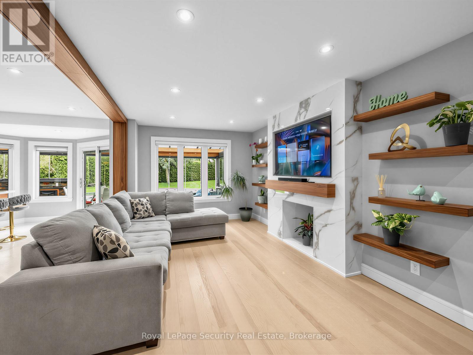 14 JEREMY PLACE - 4