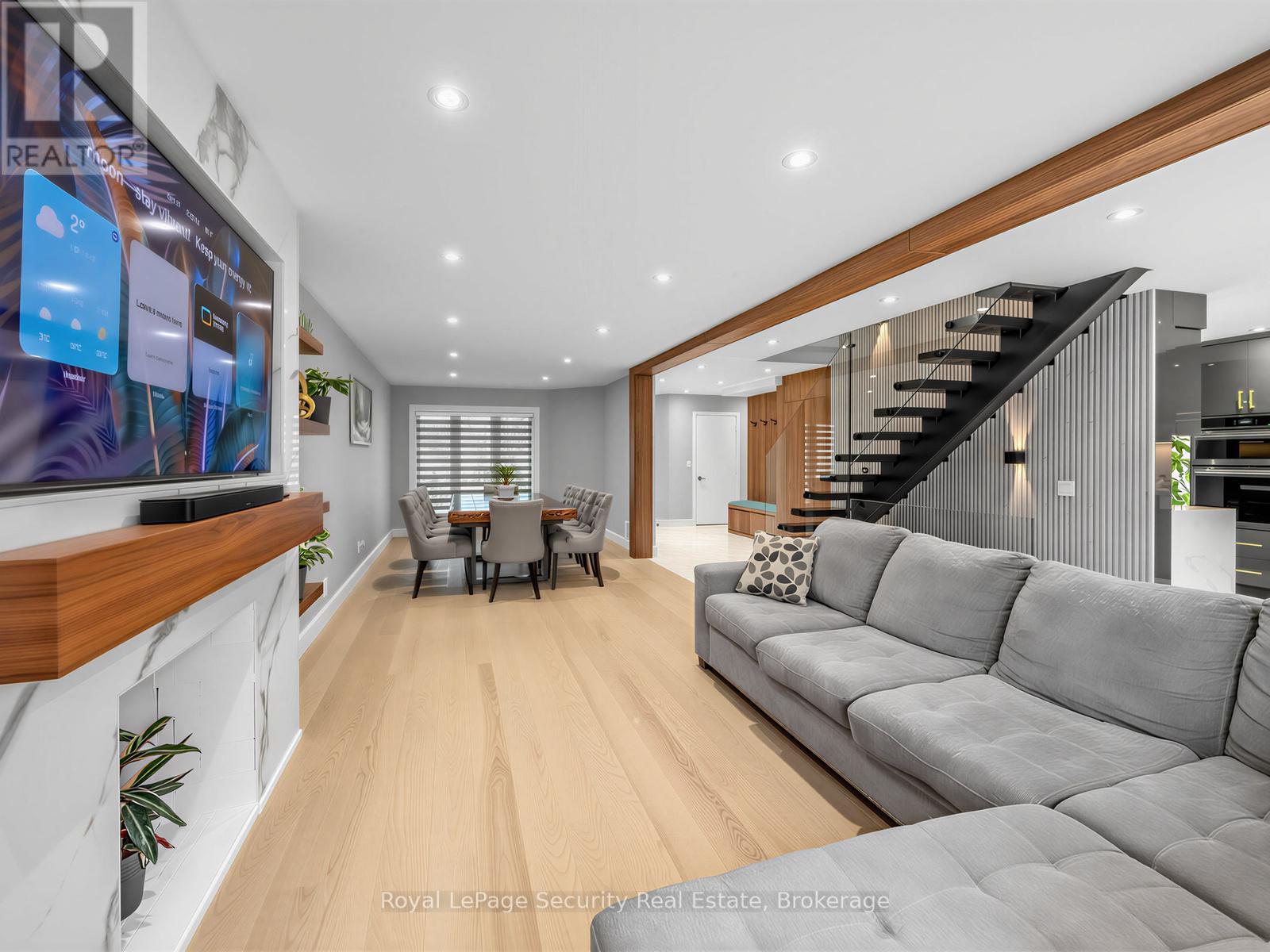 14 JEREMY PLACE - 5