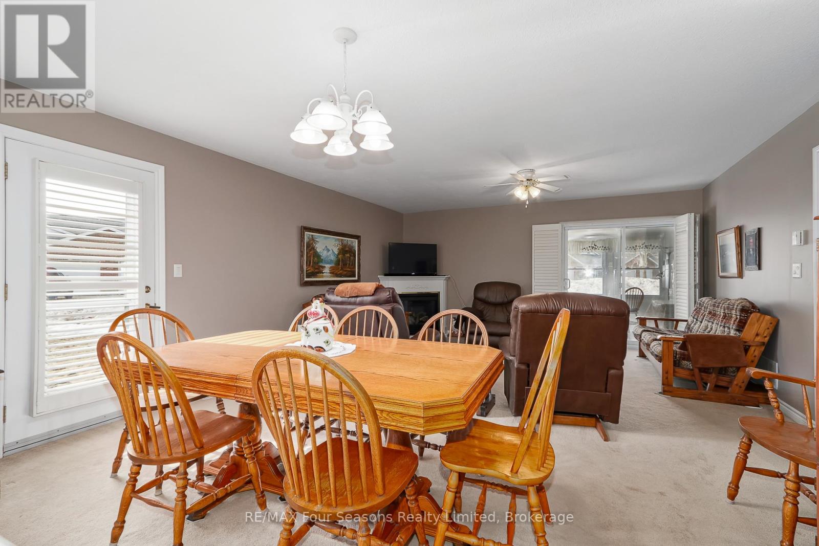 #49 275 HURON STREET - 12