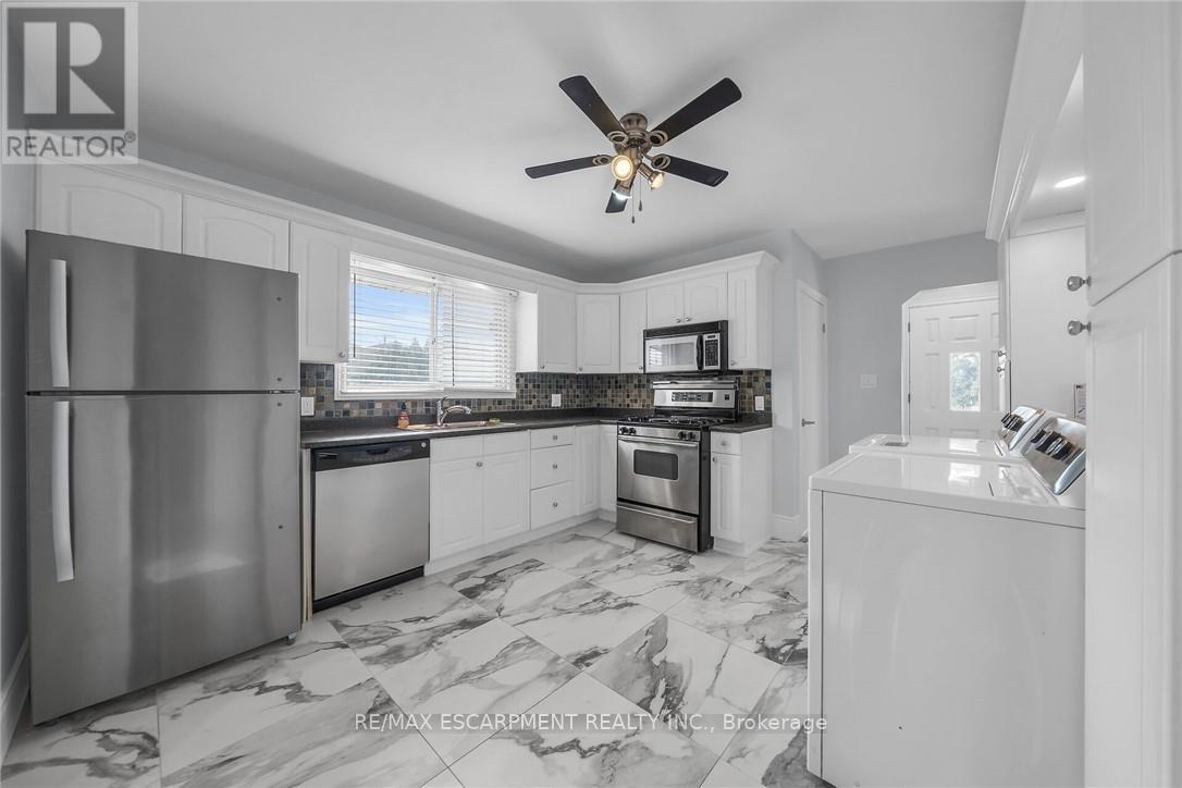 8 SHYNAL AVENUE - 11