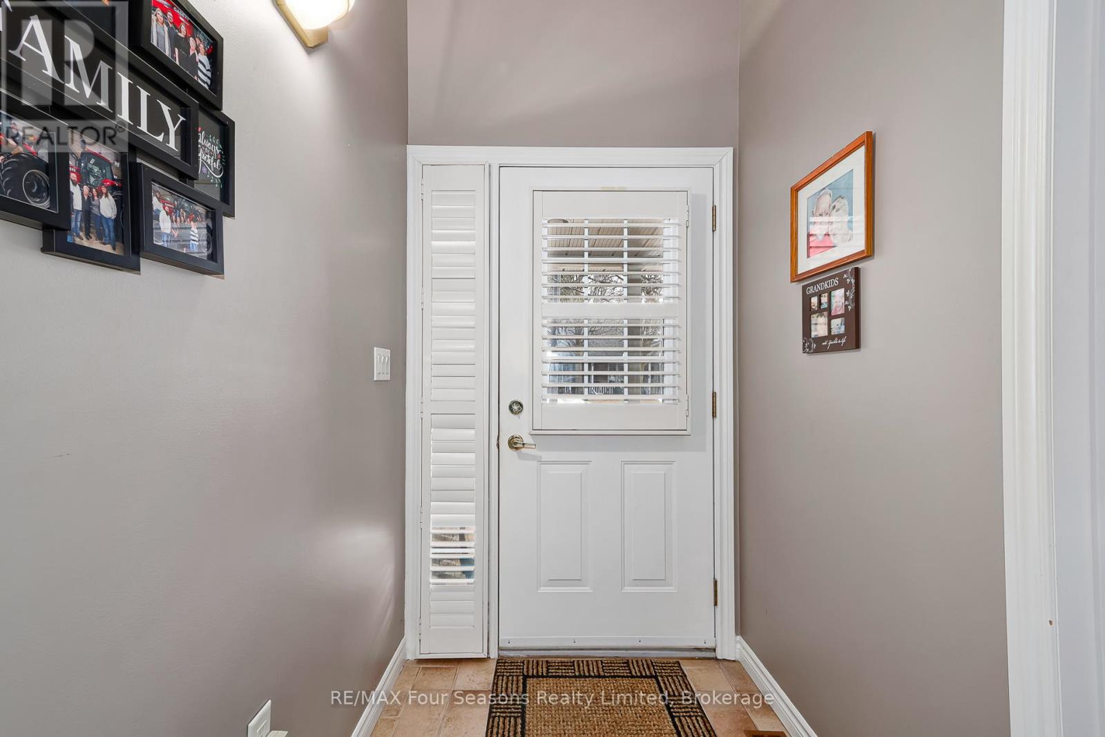 #49 275 HURON STREET - 7