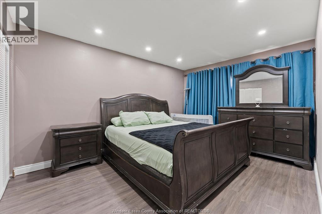 #119 1858 EASTGATE ESTATES - 14