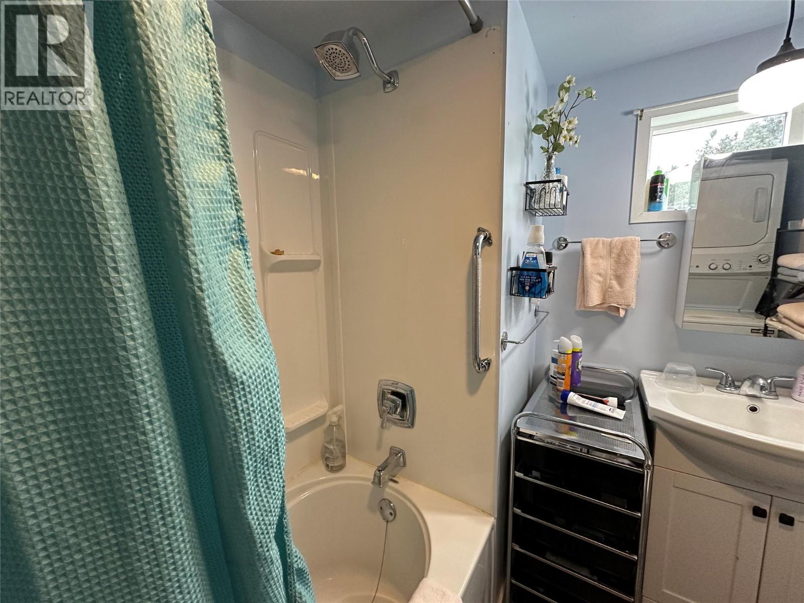 15 473 CORINA Avenue, Princeton