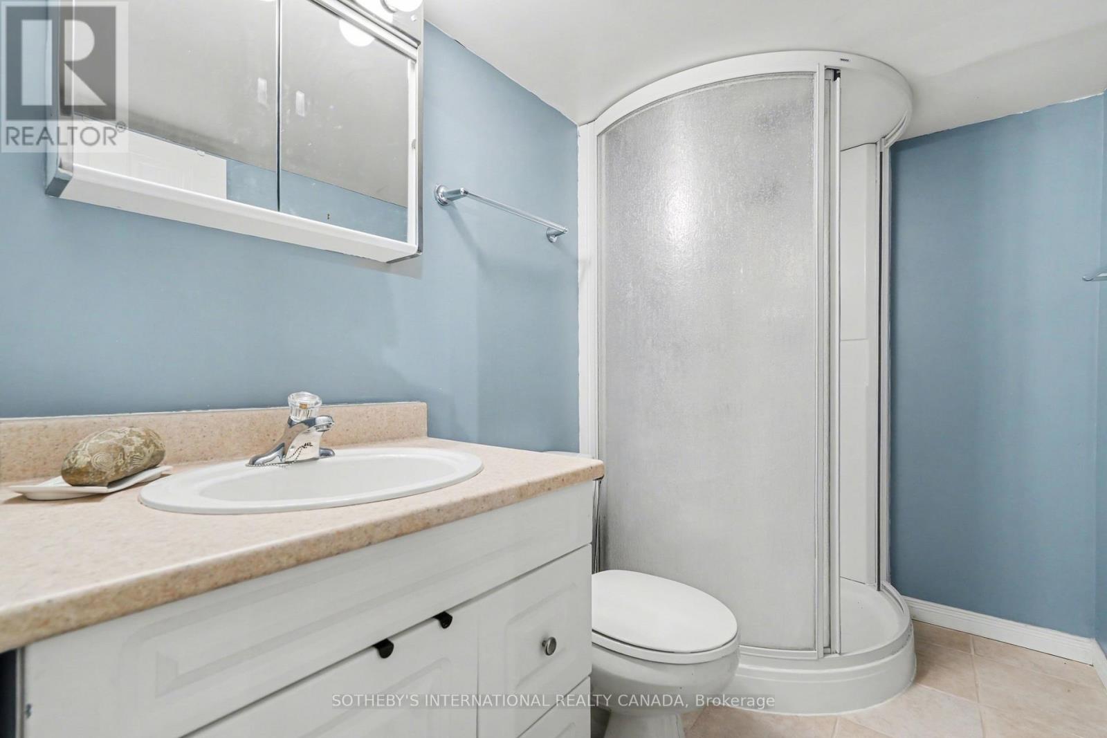 55 CHANTILLY GATE — photo 19