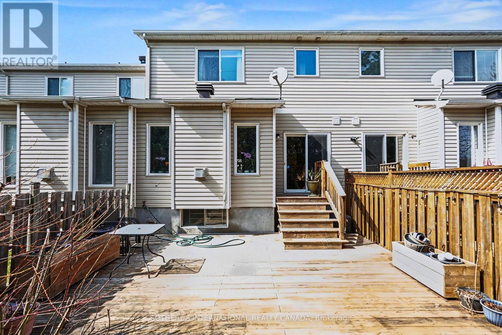 55 CHANTILLY GATE — photo 21