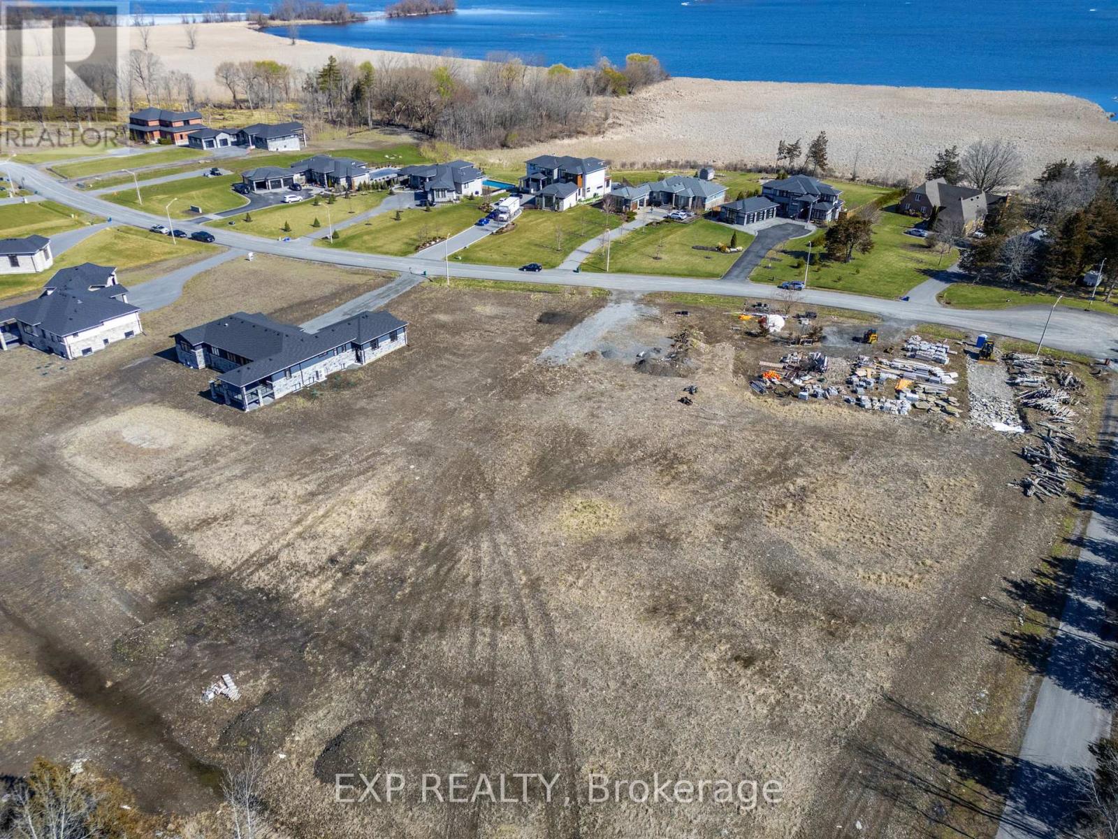 92 NAVIGATION DRIVE — photo 2