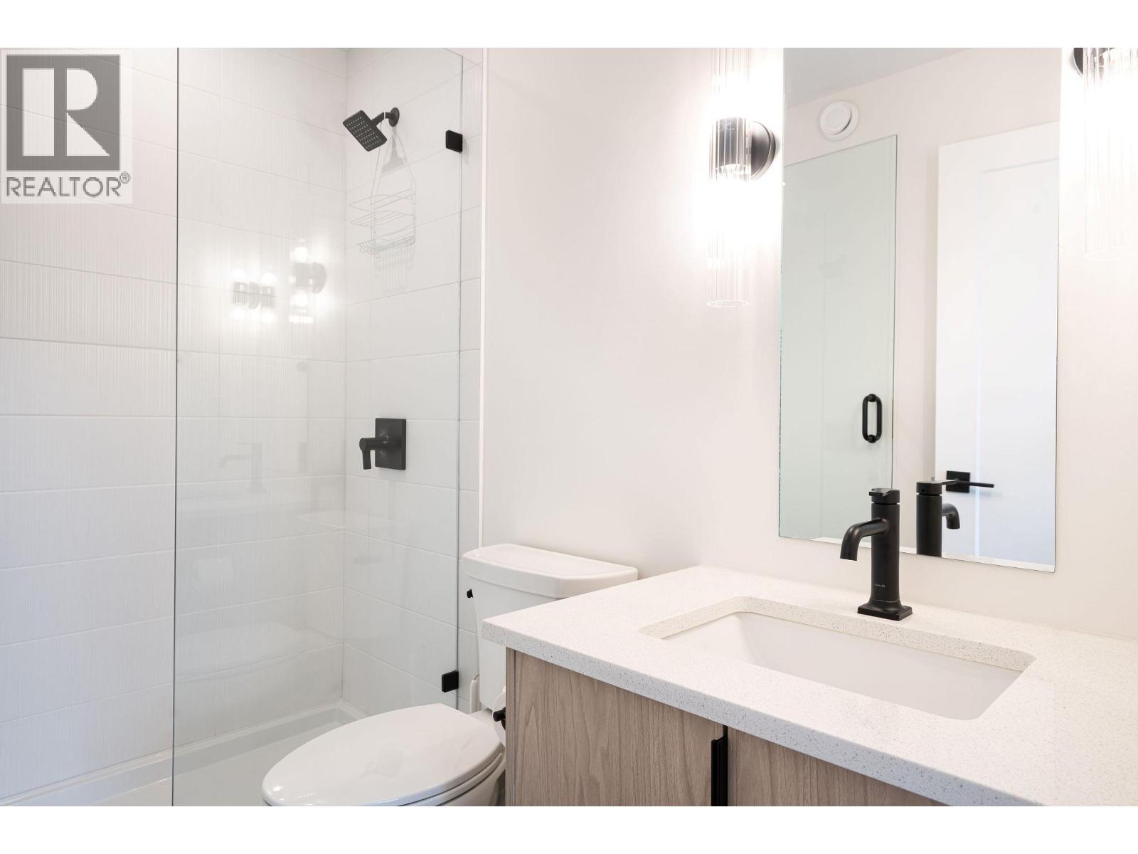 #13 414 Humbert Street - 29