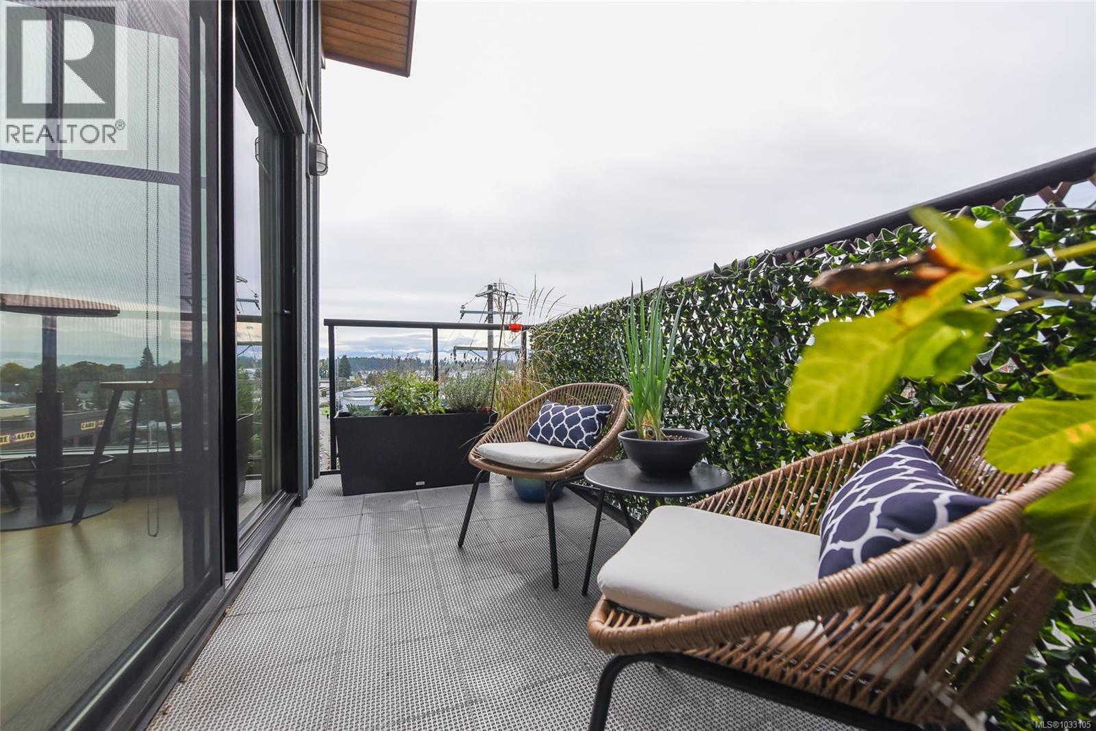 #142 2300 Mansfield Dr - 48