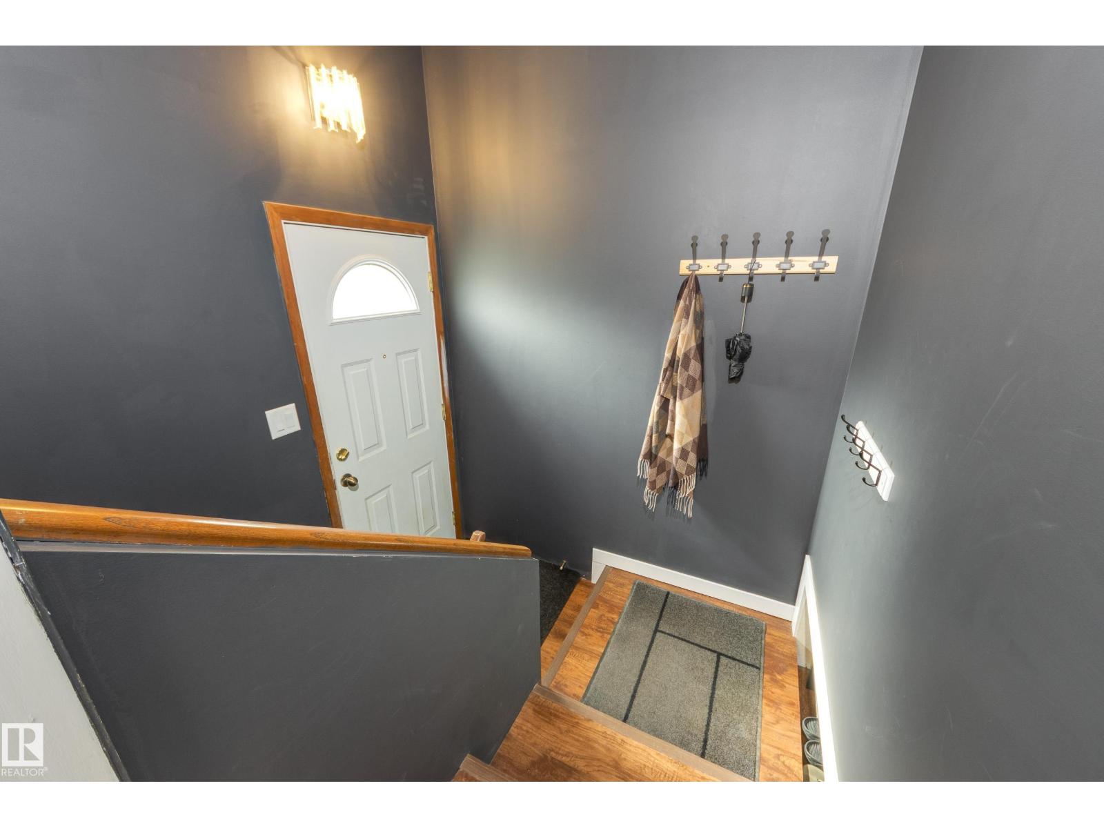 14227 74 ST NW - 20