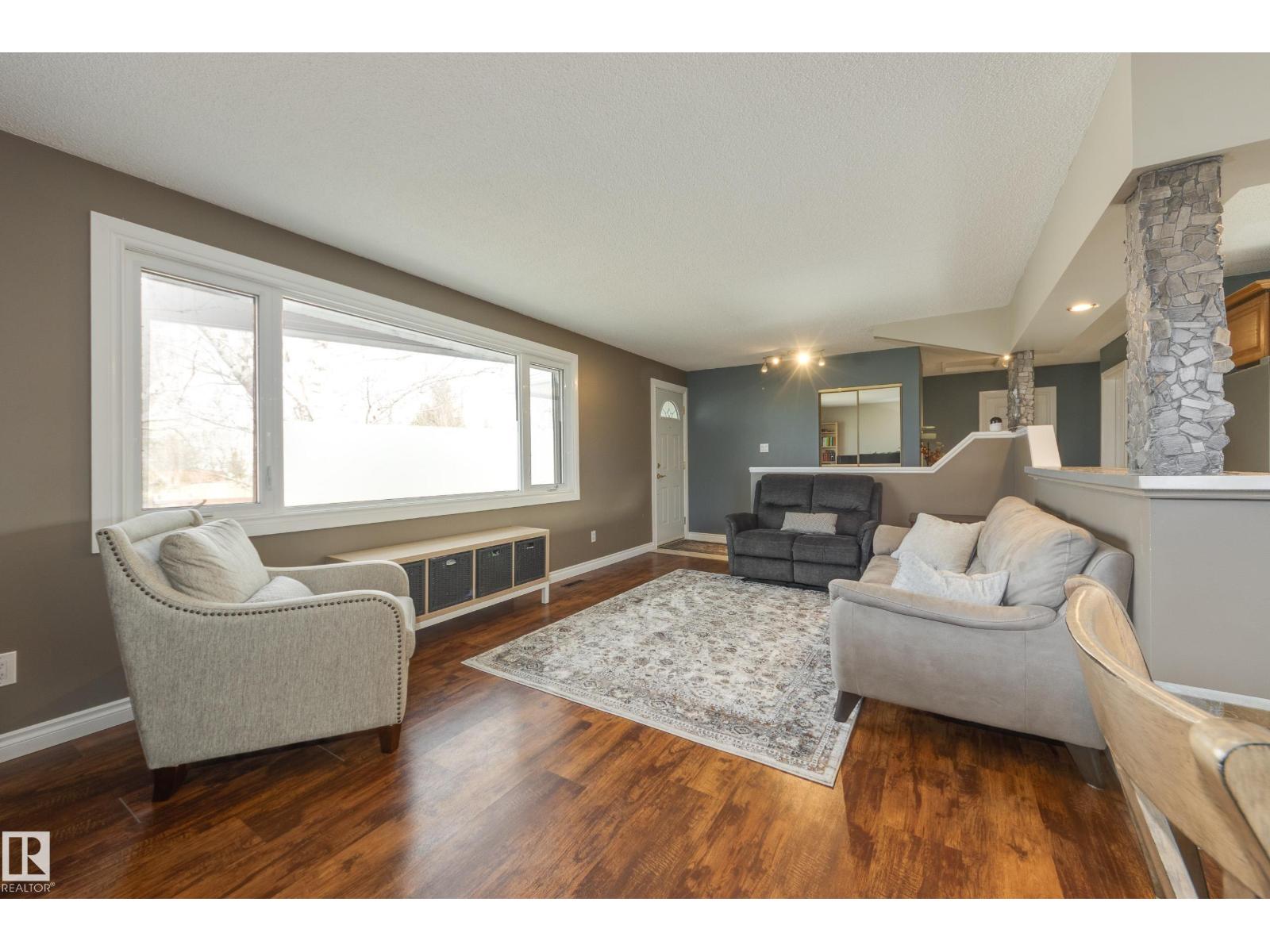14227 74 ST NW - 4