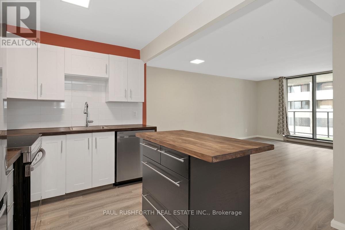 #1703 475 LAURIER AVENUE W - 13