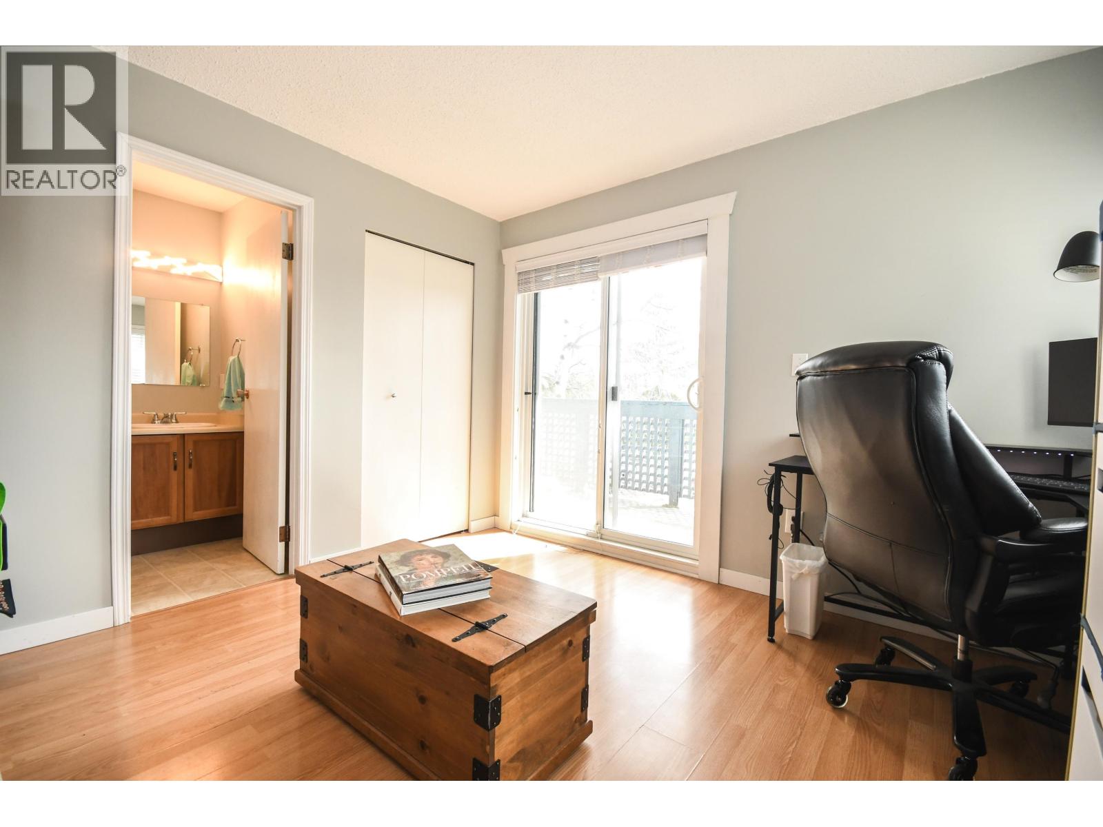 #226 3033 OSPIKA BOULEVARD - 18