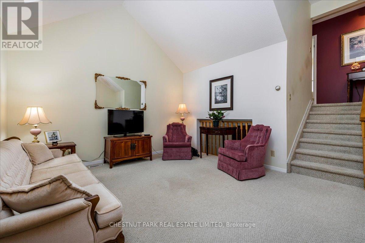 138 GREEN BRIAR ROAD — photo 6